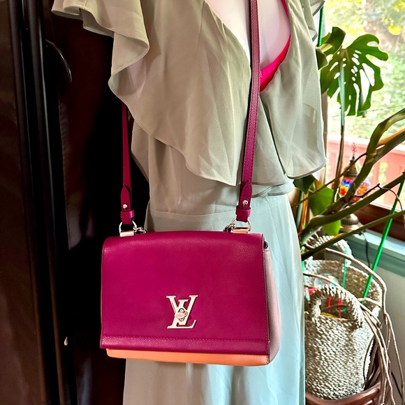 Louis Vuitton Handbags - 🩷🧡LOUIS VUITTON Lockme BB ll Bag🧡🩷